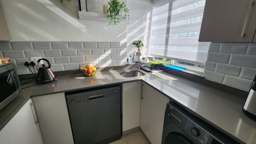 2 Bedroom Property for Sale in Island View Western Cape